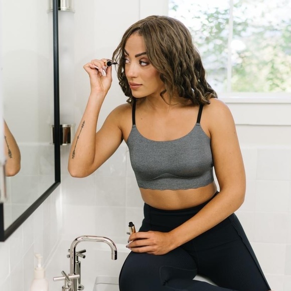 ZYIA Adjustable Straps Comfort Bra - Picture 3 of 6